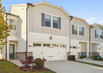 5562 Plain Field Lane - Photo 1