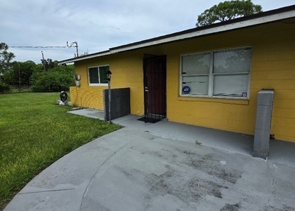 707 Joel Boulevard - Photo 1