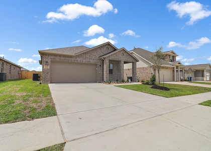 8431 Moonlight Bay Circle - Photo 1