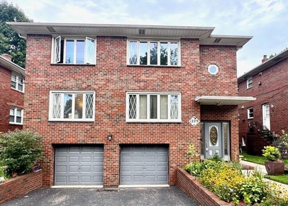 1229 Inwood - Photo 1