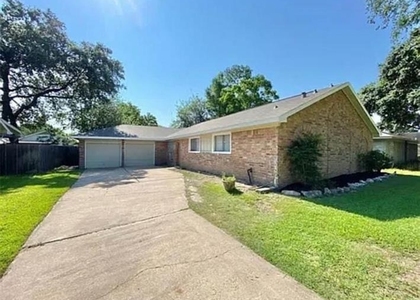 10915 Gatlinburg Drive - Photo 1
