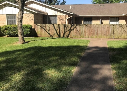 3504 Boettcher - Photo 1