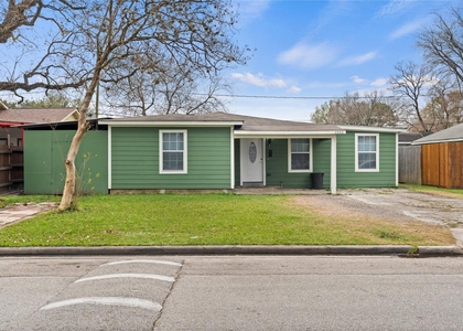1330 15th Street - Photo 1