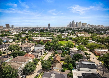 1716 Maryland Street - Photo 1