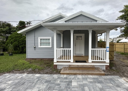 63 Sw Shannon Avenue - Photo 1