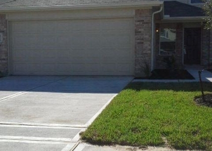 5575 Latta Plantation Drive - Photo 1