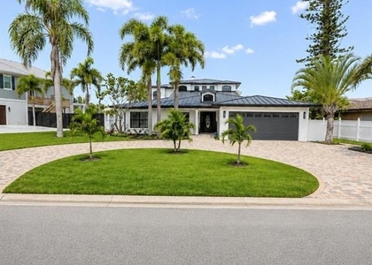 452 Bath Club Boulevard N - Photo 1