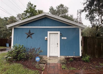 322 1/2 S Maple Avenue - Photo 1