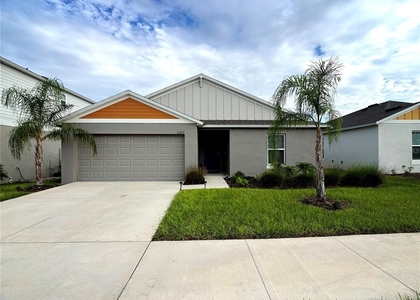 2437 Oakwood Lane - Photo 1
