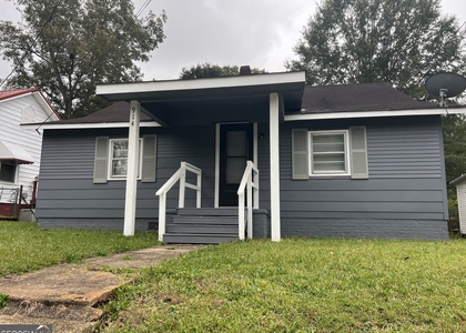 914 Greenville Street - Photo 1