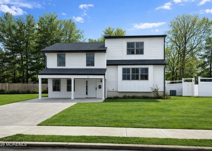 20 Roslyn Drive - Photo 1