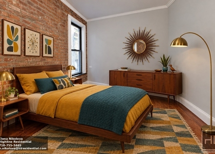 West 52 Street - Photo 1