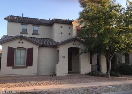 4557 E Del Rio Street - Photo 1