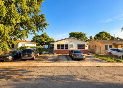 1911 Roosevelt Street - Photo 1