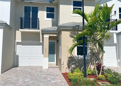 6935 Pines Circle - Photo 1