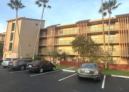 480 Nw 76th Avenue - Photo 1