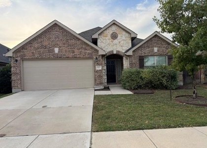 812 Kinghaven Drive - Photo 1