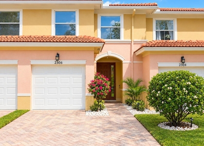 2306 Seminole Palms Drive - Photo 1