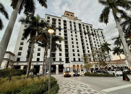 651 Okeechobee Boulevard - Photo 1