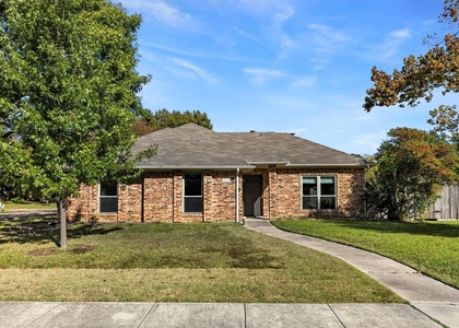 2101 Covered Wagon Drive - Photo 1