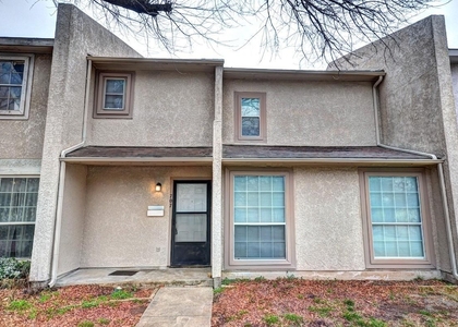 707 E Shady Grove Road - Photo 1