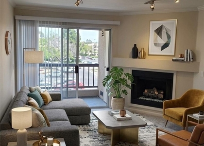 5545 Canoga Avenue - Photo 1
