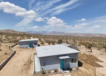 7608 Olympic - Photo 1