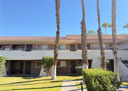 470 N Villa Court - Photo 1