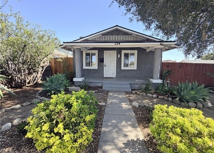 254 N 9th Avenue - Photo 1