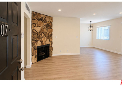 15141 Burbank Boulevard - Photo 1