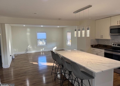 9300 Sanger Street - Photo 1