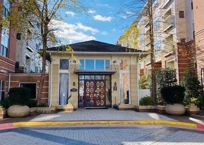 9480 Virginia Center Boulevard - Photo 1