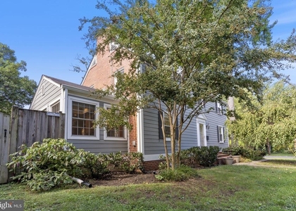 3114 Russell Road - Photo 1