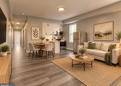 643 W Oxford Street - Photo 1
