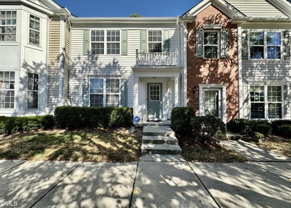 508 Canyon Lake Circle - Photo 1