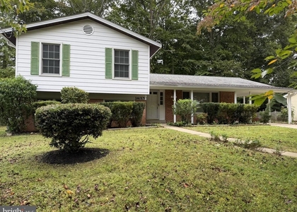 14015 Congress Drive - Photo 1