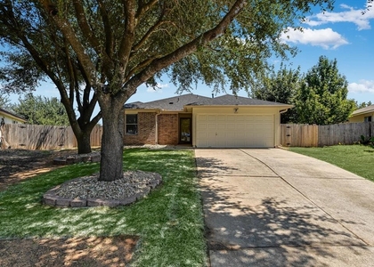 5012 Daymon Ct - Photo 1