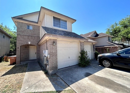 9701 Nightjar Dr - Photo 1