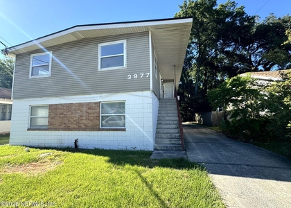 2977 Collier Avenue - Photo 1