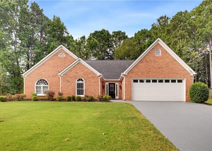326 Saybrooke Crossing - Photo 1
