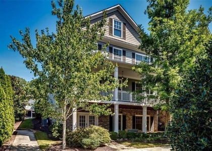 202 Golden Banner Avenue - Photo 1