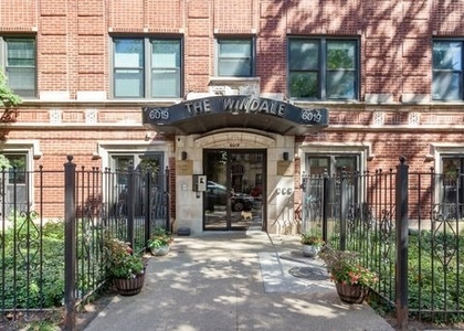 6019 N Winthrop Avenue - Photo 1