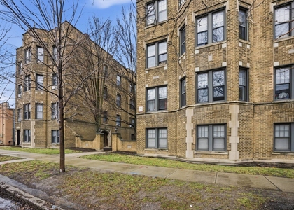 2336 W Addison Street - Photo 1