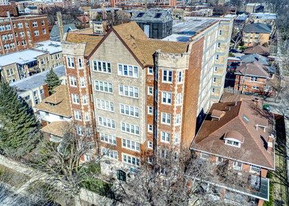 1608 W Sherwin Avenue - Photo 1