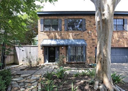 1126 Nantucket - Photo 1