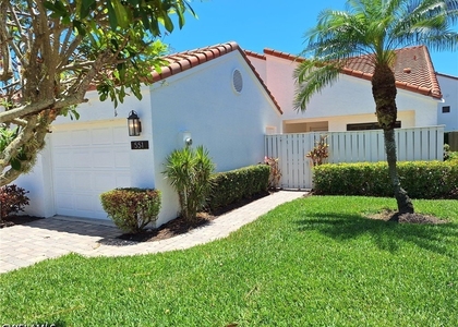 551 Beachwalk Circle - Photo 1
