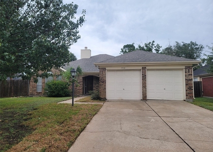 7710 Hayward Court - Photo 1