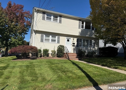 1 Underhill - Photo 1