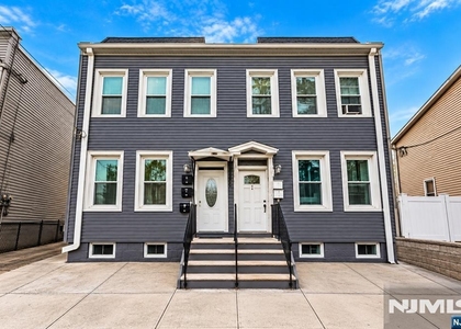 14 Burdette - Photo 1