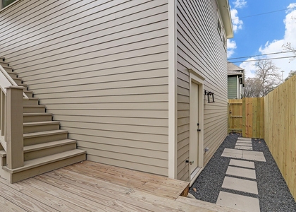 415 E 27th Street - Photo 1
